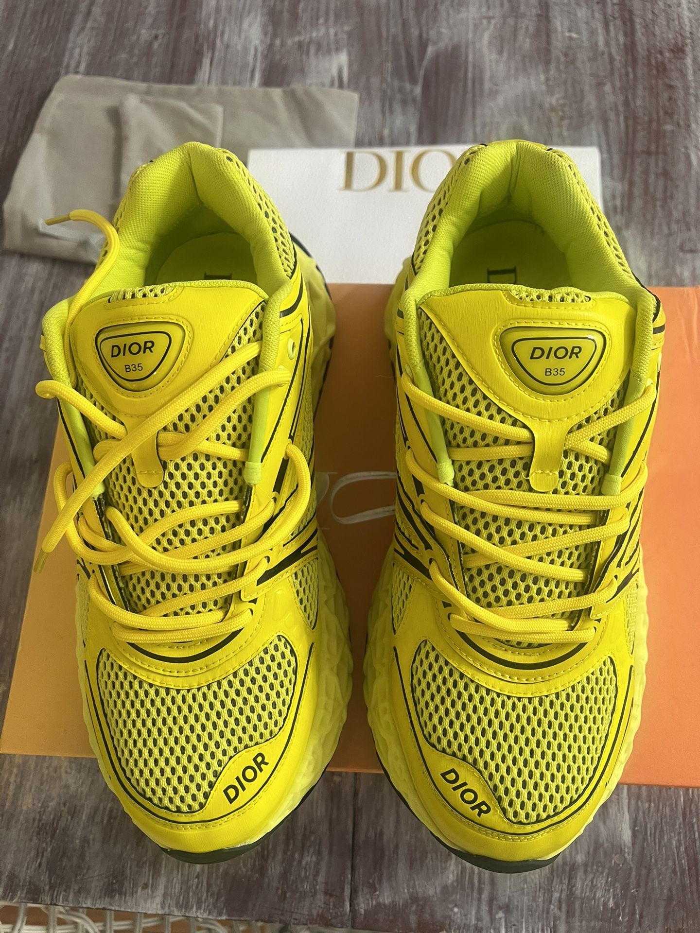 Men’s Sneakers Sz 10