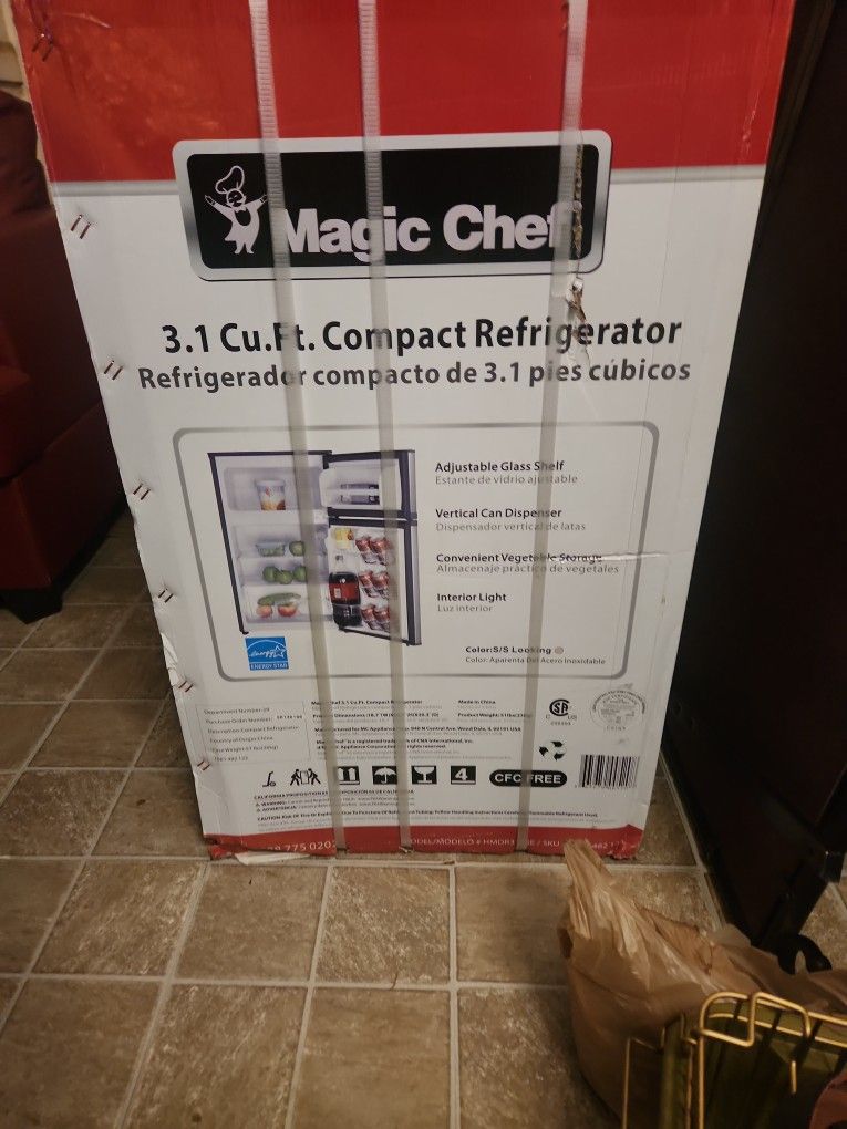 Compact Refrigerator
