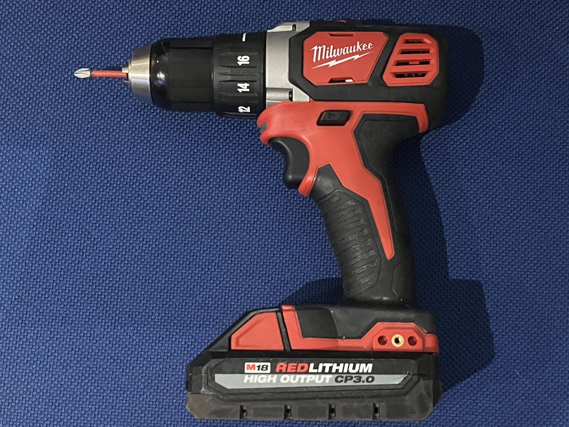 Milwaukee Electric Tools M18 Compact Drill Driver Kit, 1/2 in