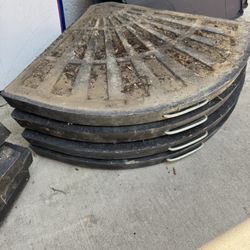 Umbrella Weights, 30lbs Each X 4= 120lbs Per Set