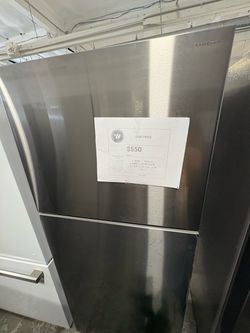Samsung Top-Freezer Refrigerator Stainless Steel
