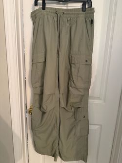 Women’s PACSUN cargo pants, large
