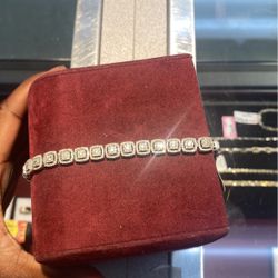 10k Gold Tennis Bracelet 