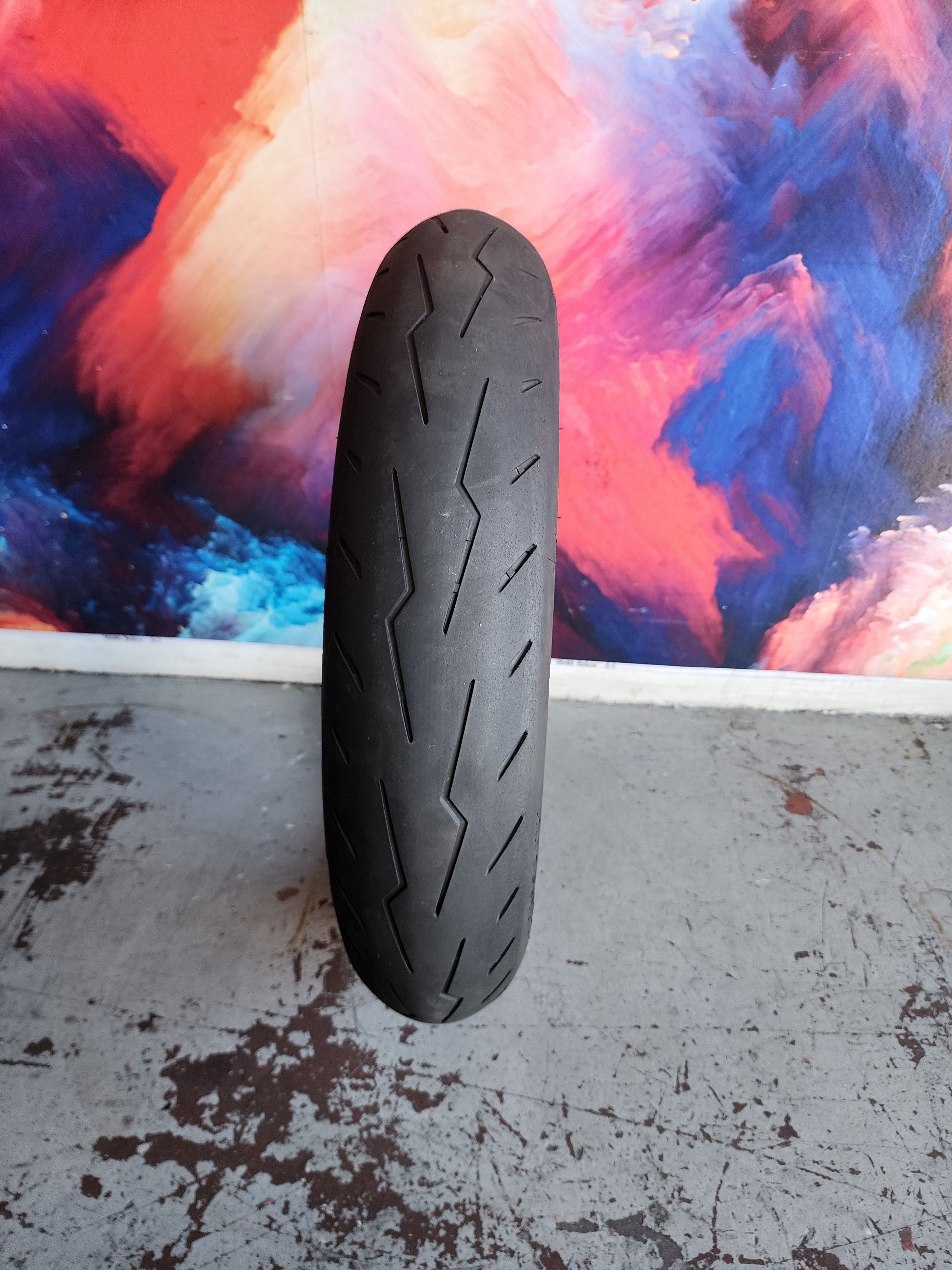 120/70ZR17 Motorcycle Tire