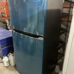 brand new full size refrigerator 