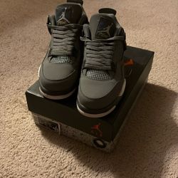 Jordan 4 Cool Grey (SEND OFFERS!)