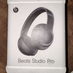 Beats Studio Pro