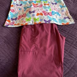 Women’s Scrubs 