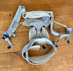 Ergobaby carrier