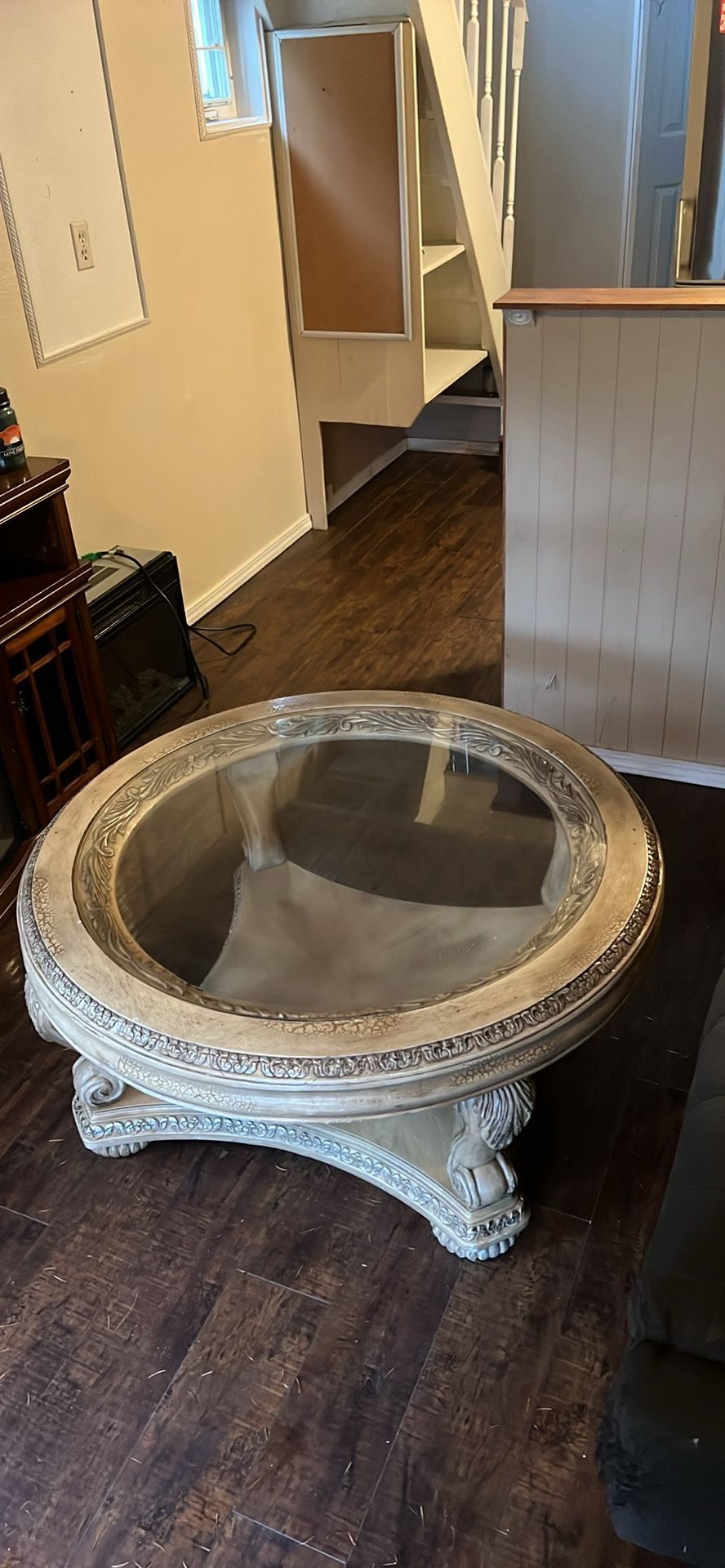 Matching Center Table And End Table