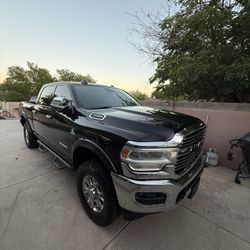2019 Ram Laramie 2500 Black