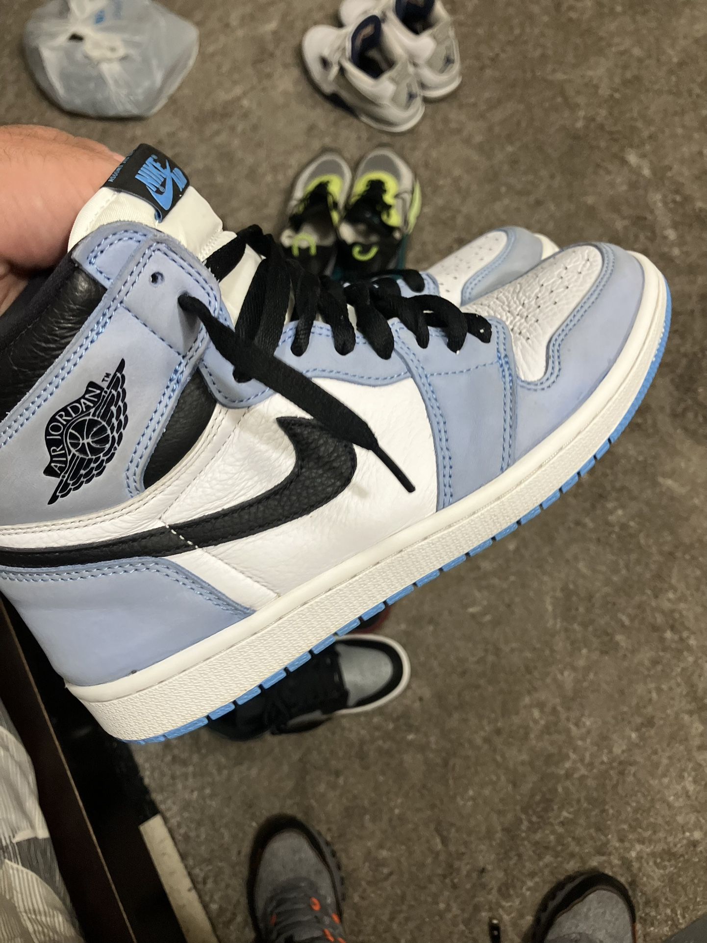 Nike Air Jordan 1 “University Blue”