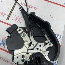 Lexus Is300 01-05 Parts Store