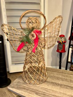 Grapevine Christmas Angel with Detachable Wings