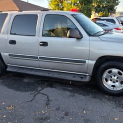2004 Chevrolet Suburban