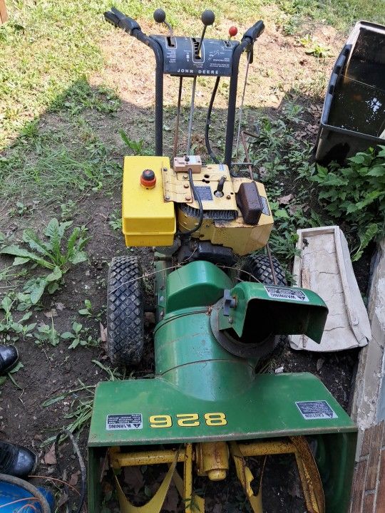 John Deer Snow Blower