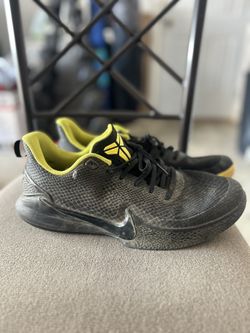 Kobe Mamba Focus Black Yellow Used No Box