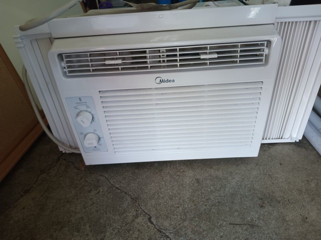 Midea Air Conditioner