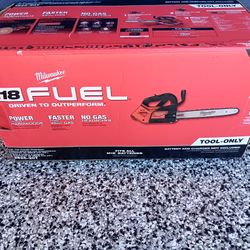 CHAINSAW MILWAUKEE TOOL ONLY