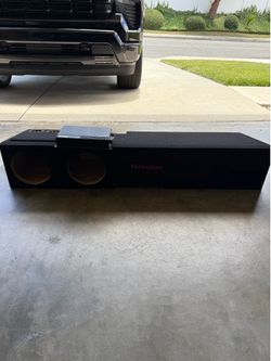 Subwoofer box and amp