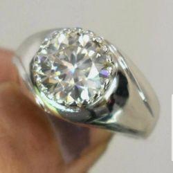 Unisex  2.6 Ct Certified White Moissanite Solitaire Ring Size 8