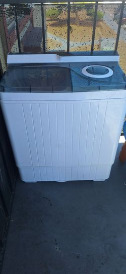 Portable washer and spin dryer
