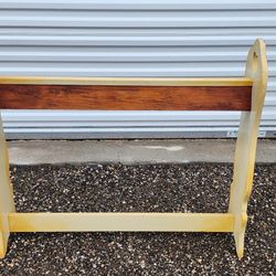 Grannycore quilt rack