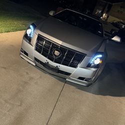 Cadillac CTS Headlights