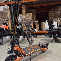 Dual-motor electric scooter