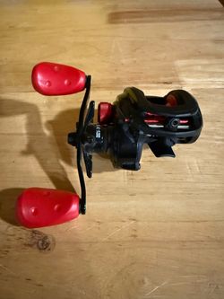 Abu Garcia baitcaster max x