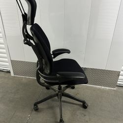 Ergonomic Office chair 