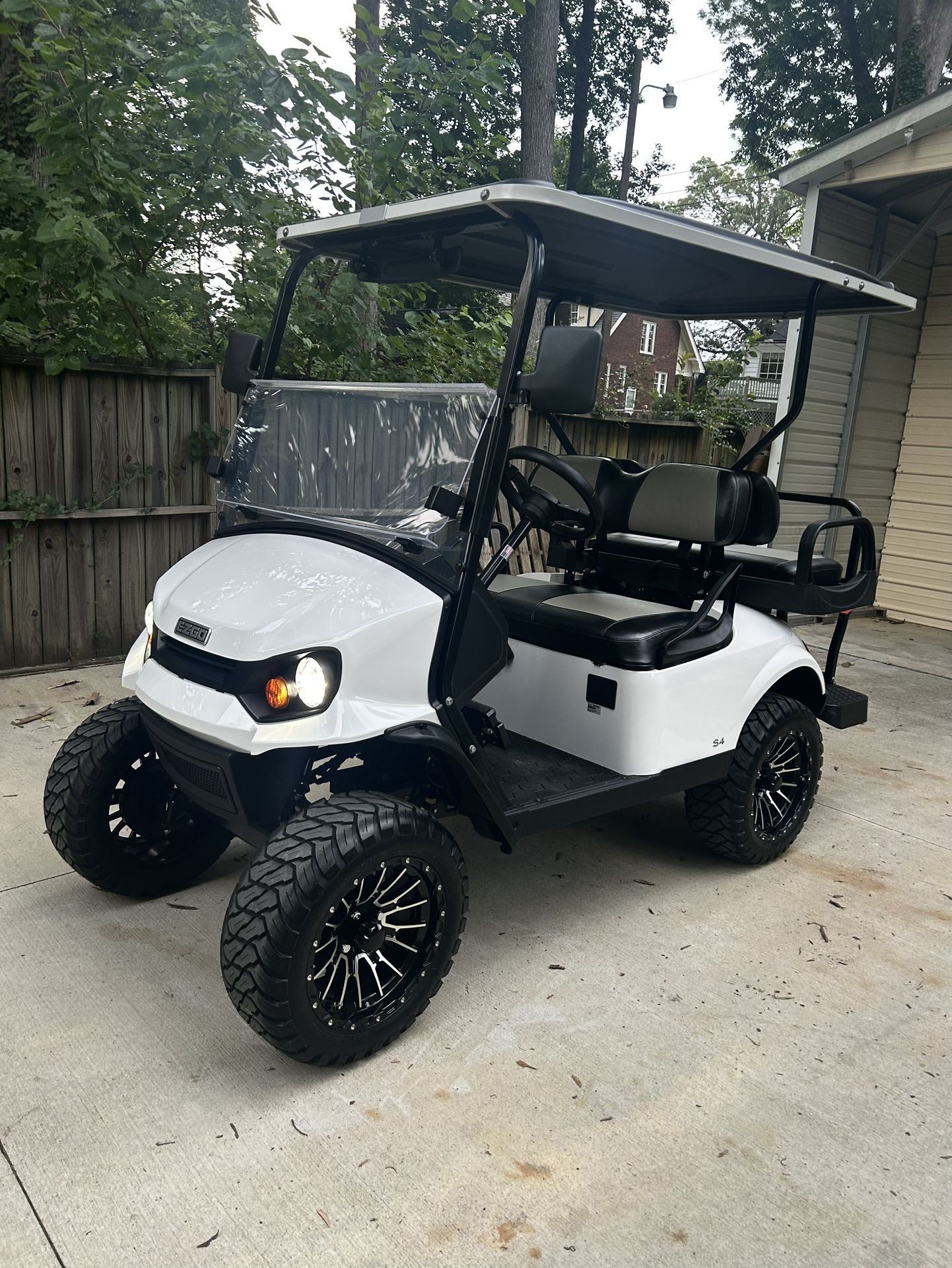 2021 GAS(efi) Ezgo