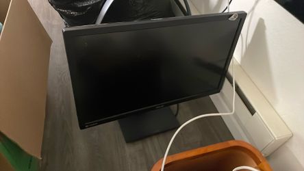 ASUS 30 inch adjustable monitor with stand