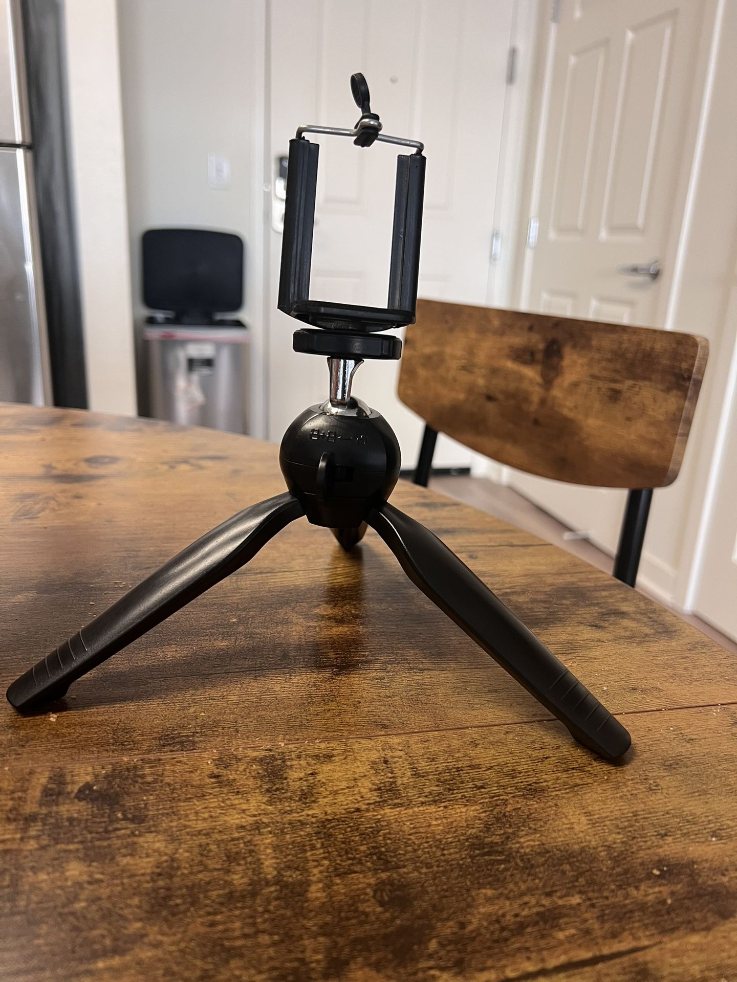 Tripod Stand