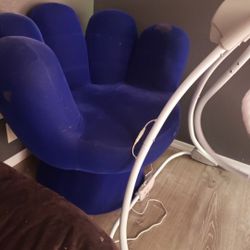 2 Hand Shape Couch