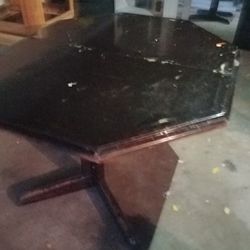 4 - 6 Person Kitchen Table