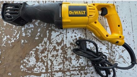 DEWALT 10 Amp Reciprocating Saw