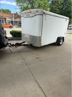 Enclosed trailer 6x12