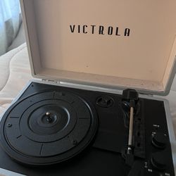 Victrola Journey+ Bluetooth Suitcase Record Player 
