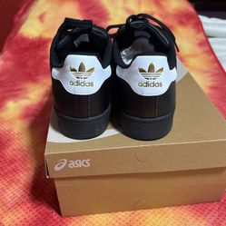 Adidas Superstar