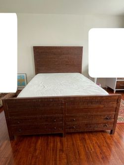 Queen Size Wooden Bed