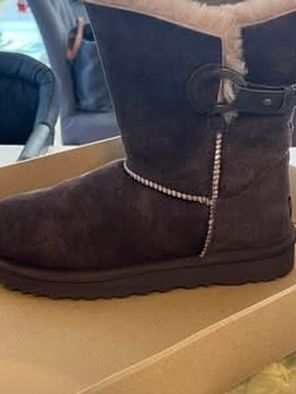 Dark Brown Uggs Never Worn!