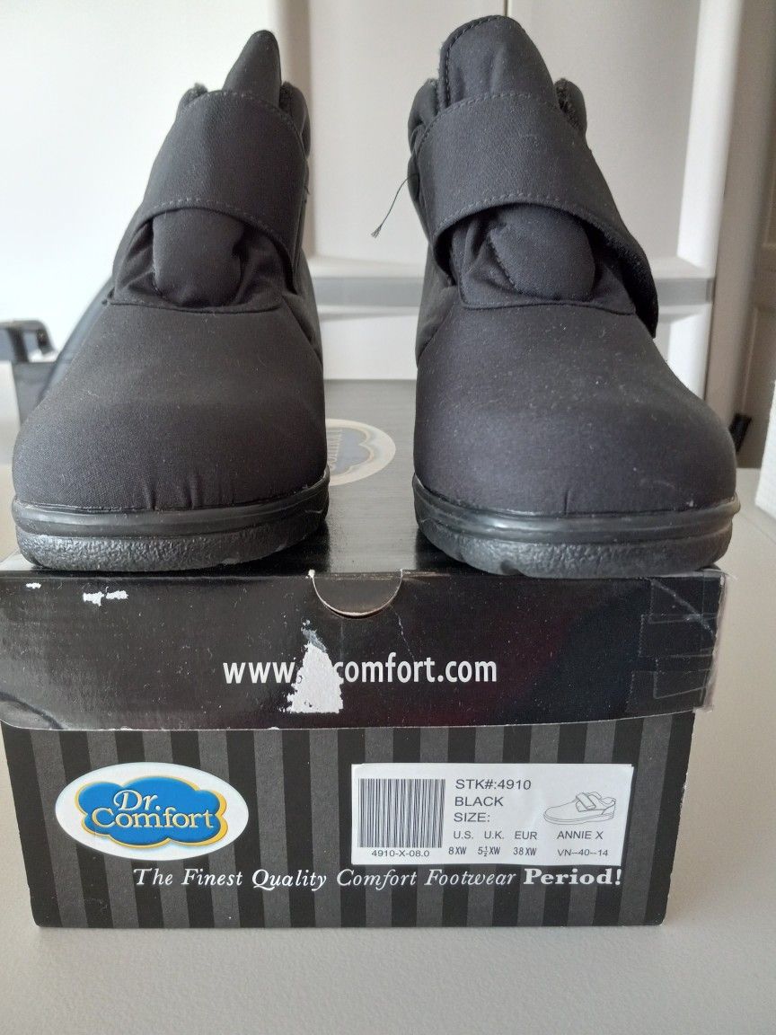Women's Boots--MAKE OFFER