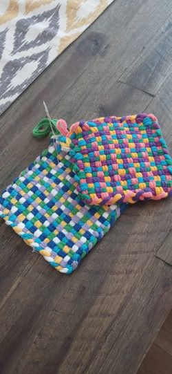 Vintage Crocheted Pot Holders