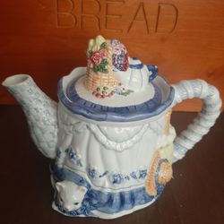 Ceramic Tea Pot