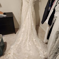 Wedding Dress, Veil And Boudoir Gown.