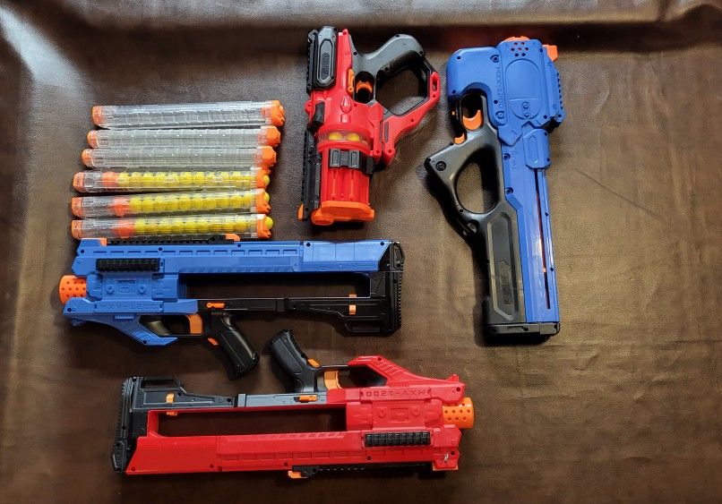4 Nerf Guns (3 Are Full Auto)