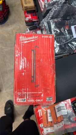 Milwaukee M12 LED Underhood Light 2125-20