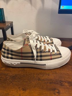 Burberry shoes
