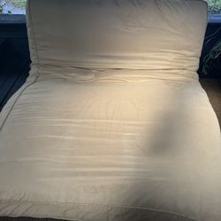 Full size futon 